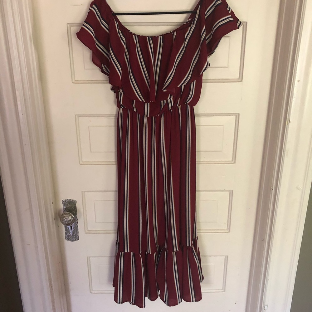 Gianni Bini Off-Shoulder Midi Dress